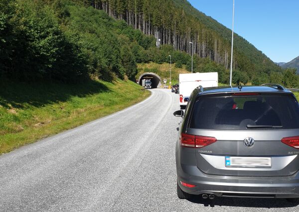 Eiksundtunnelen opna att