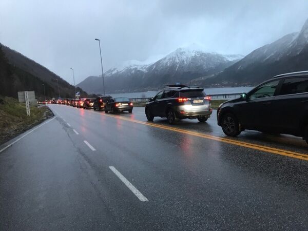 Tunnelen er open
