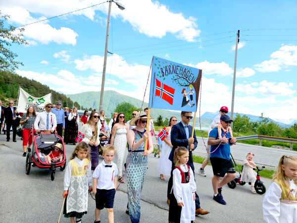 17. mai, Rovde og Lauvstad