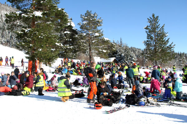 Strålande skidag på Reset
