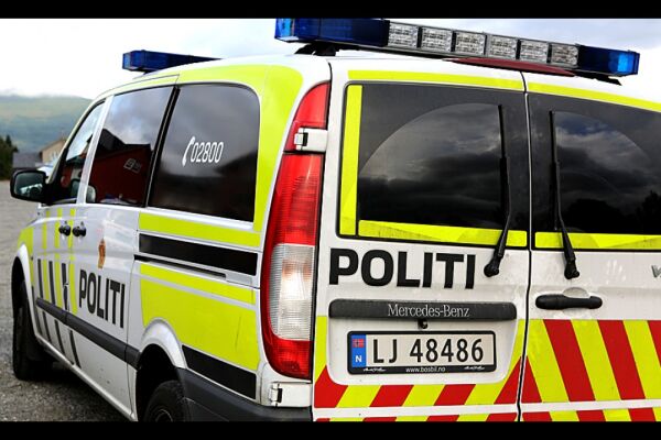 Stakk av frå politiet