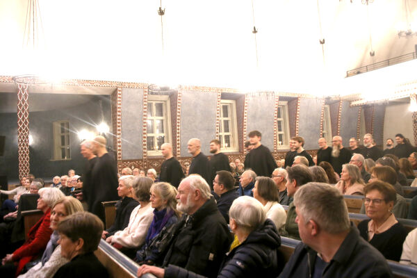 Korkunst i kyrkja
