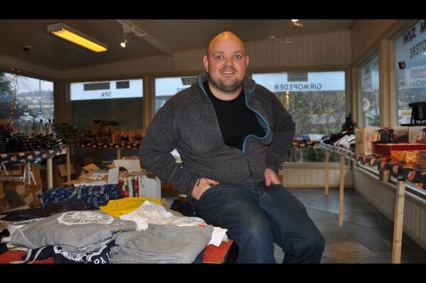 - Kom og gjer eit røvarkjøp!