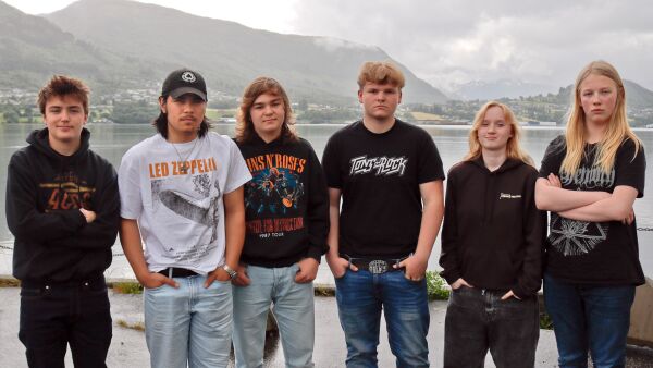 Headbanging, luftgitarar og Metallica