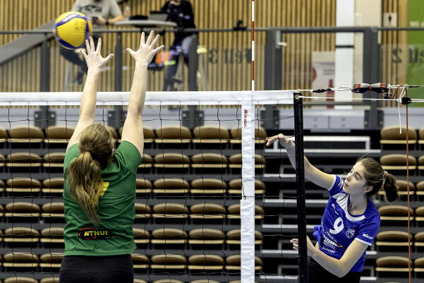 Suverene i toppkampen