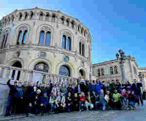 Lokale bønder i Stortingsprotest