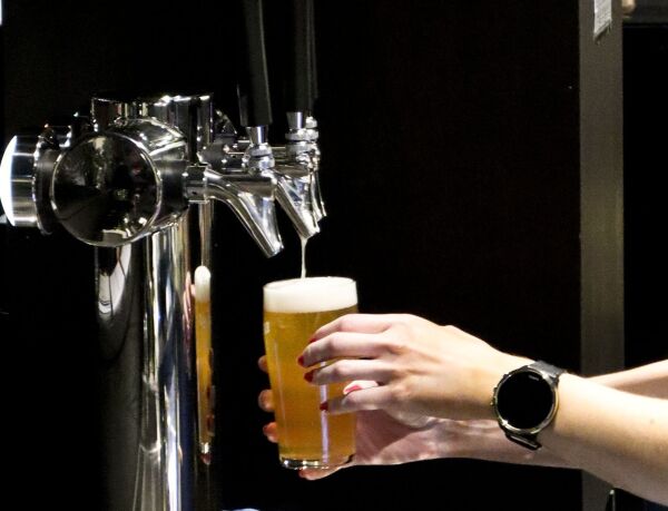 Opnar opp att for alkoholservering