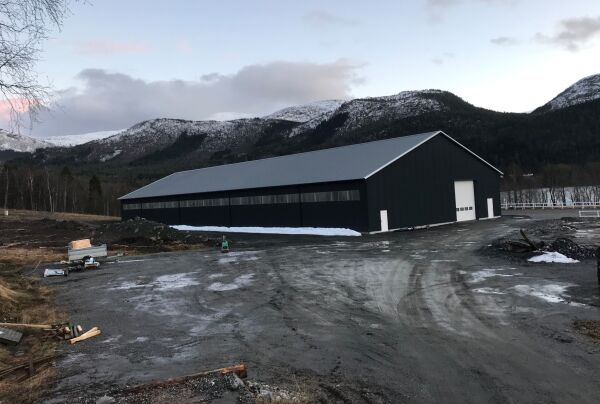 Kommunen positiv til stallanlegg