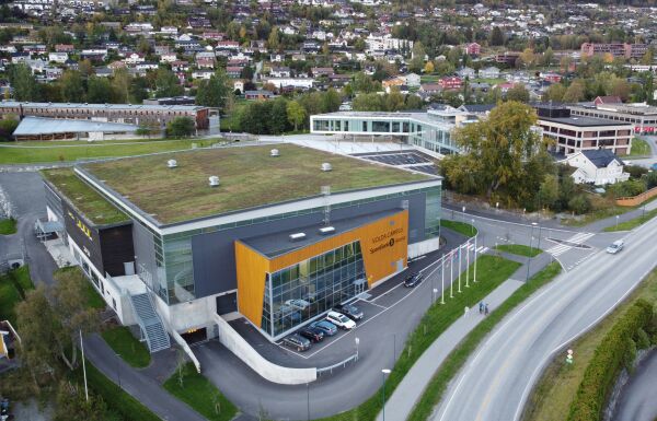 Tek gjerne imot fleire hallvertar