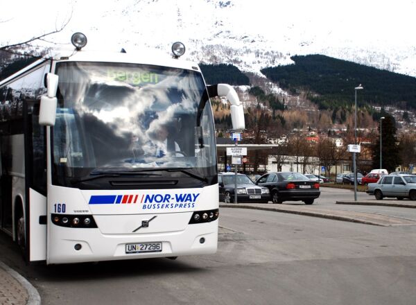 Kjempa for gjennomgåande bussar langs Vestlandet