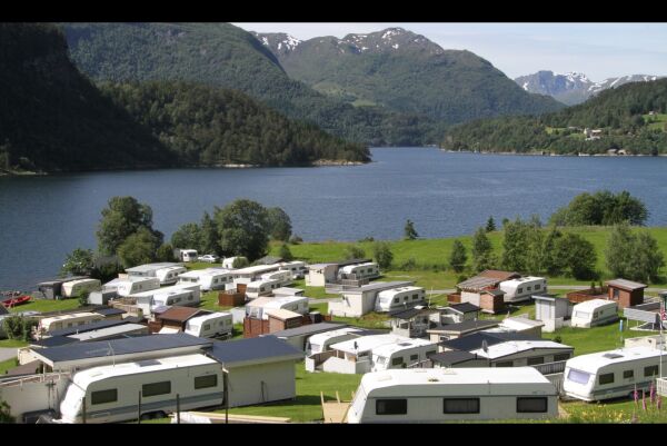 Stenger campingplassar og bubilparkering