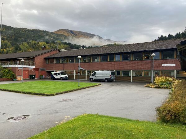 Legg ned kjøkenet ved omsorgssenteret i Hornindal