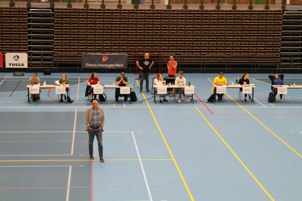 Skuledebatt med fokus på smittevern