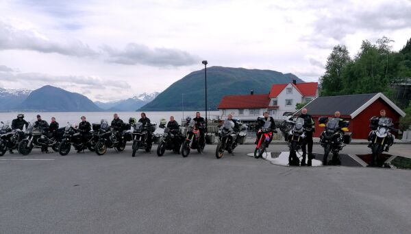 Motorsykkelbesøk