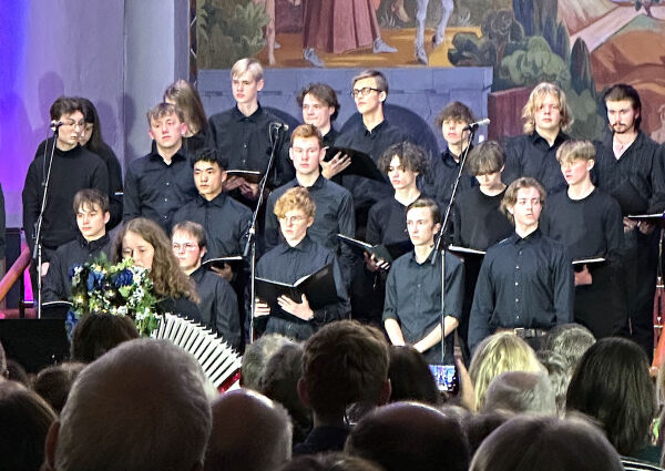 Rørande kyrkjekonsert av musikklinja