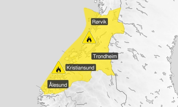 Strålande sol og skogbrannfare