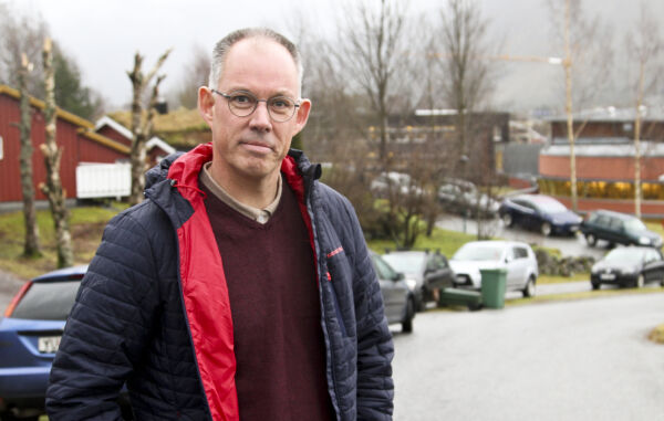 – Eit svarteperspel