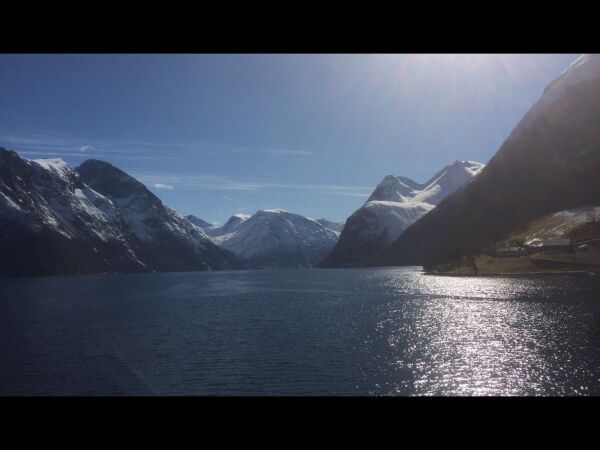 Bergingsaksjon i Hjørundfjorden