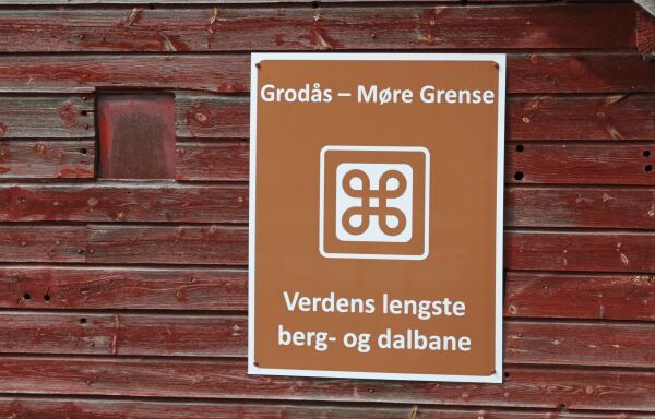 Byrjinga på slutten for «Noregs lengste berg-og-dal-bane»?
