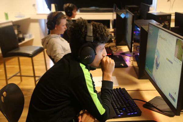 Volda E-sport med populært sommartilbod
