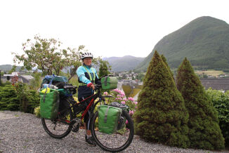 Sykkelturist fann ly i Volda