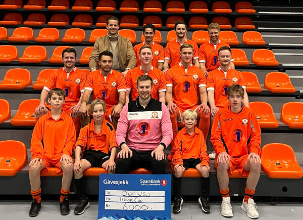 Oransj og Goal Diggers til topps i romjulsturneringa