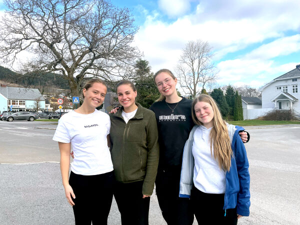 Vitja Volda under «walkabout»